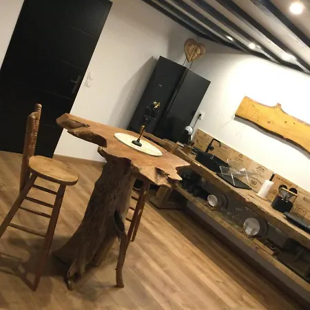 Détour D’un Soir… *